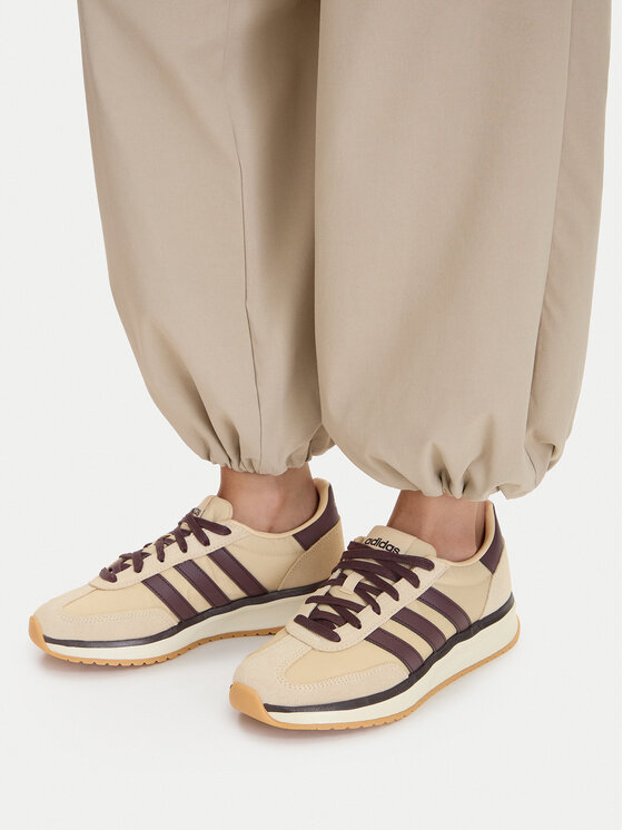 adidas Superge Run 70S 2.0 Shoes JR2426 Bež