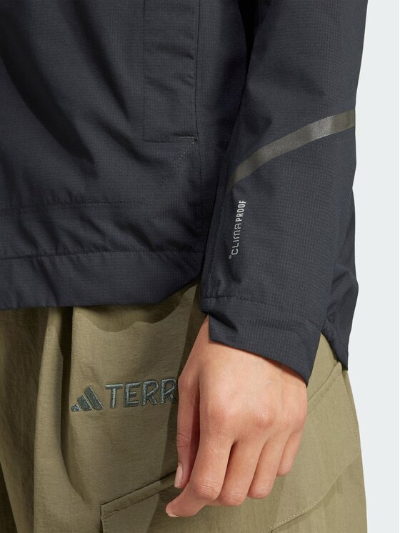 adidas adidas Kurtka do biegania 141993 Czarny Slim Fit