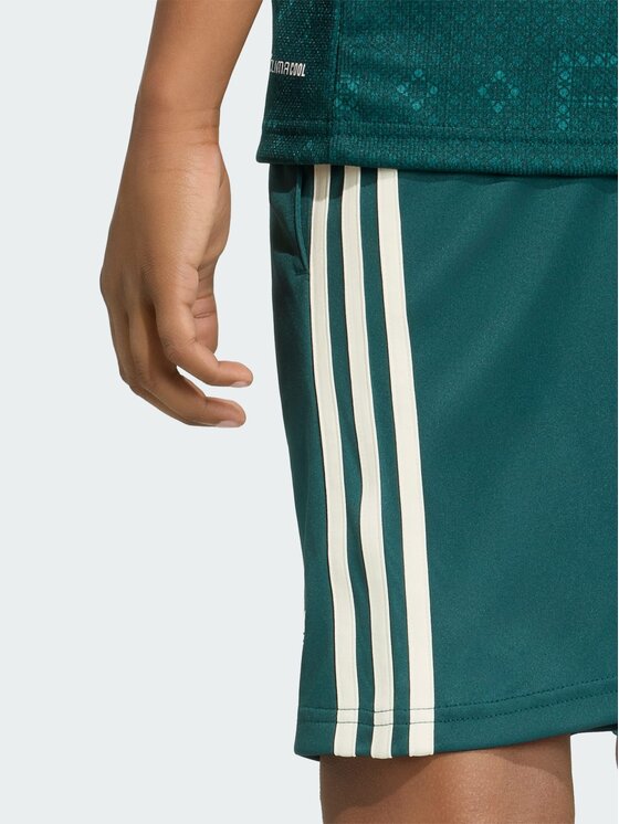 adidas adidas Szorty sportowe 171324 Zielony Regular Fit