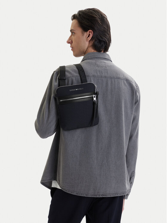 Emporio Armani Emporio Armani Kotike EM005400 AF14637 UB118 Tumesinine