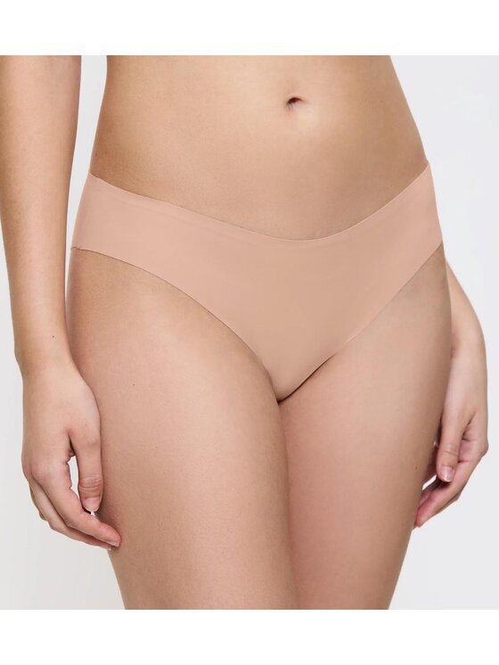 Triumph Triumph Figi klasyczne Smart Invisible Tai Beżowy