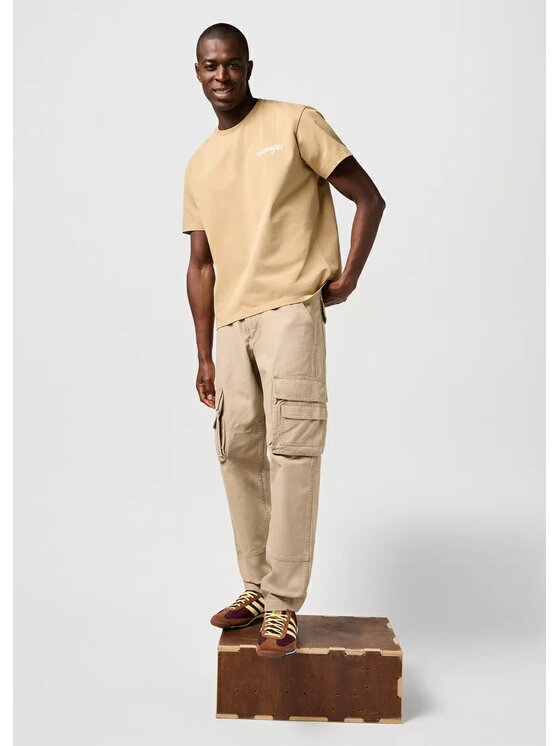 Wrangler Wrangler Spodnie materiałowe CJ REL CARGO PANT Beżowy Regular Fit