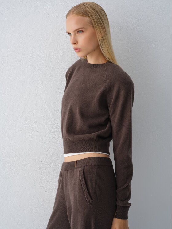 La Mania La Mania Sweter ELLA Beżowy ciemny Basic Fit