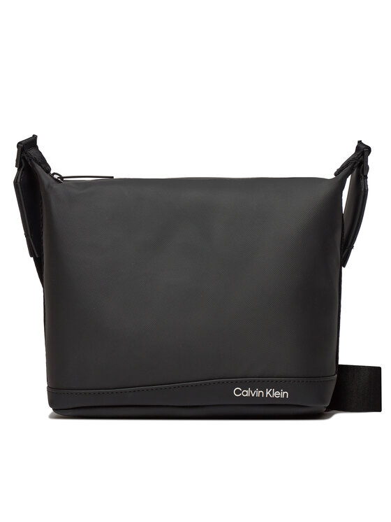 Calvin Klein Crossover Torbica Rubberized Wide Base Xover K50K511251 Crna