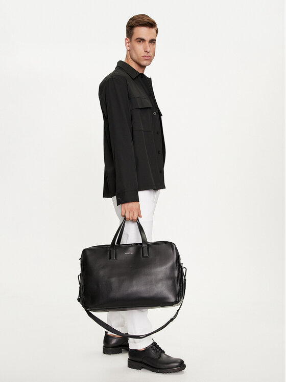 Calvin Klein Calvin Klein Nädalavahetuse kott Line Qulit Pu Weekender K50K511880 Must