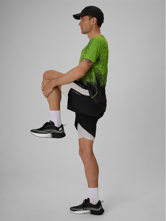 4F 4F Szorty sportowe FLOW MOTION Czarny Regular Fit