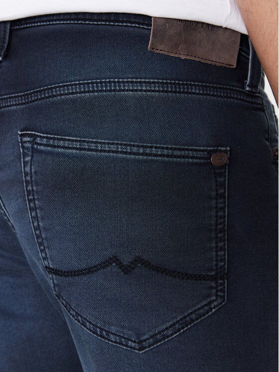Mustang Mustang Jeansy Oregon 3112-5576 Tmavomodrá Tapered Fit