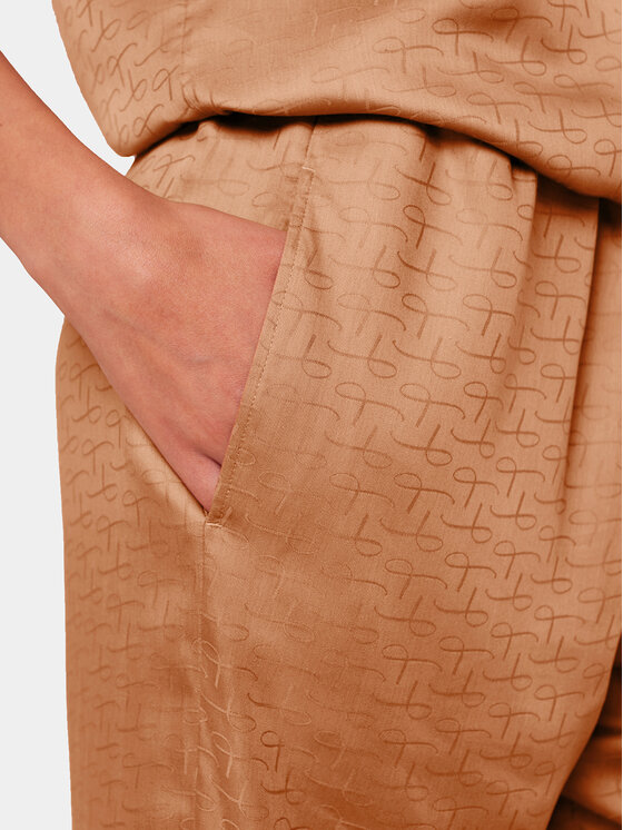 Triumph Triumph Παντελόνι πιτζάμας Silky Sensuality 10218287 Καφέ Relaxed Fit