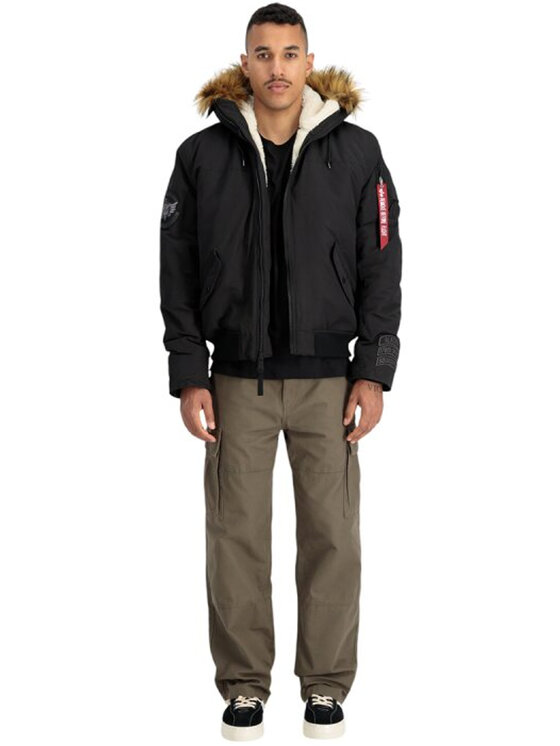 Alpha Industries Alpha Industries Kurtka zimowa AI.148129-03-L Czarny Regular Fit