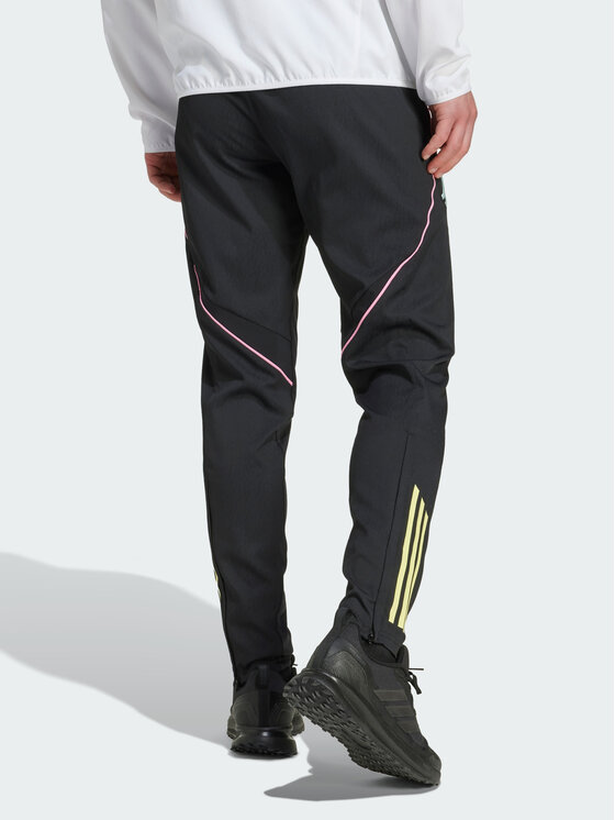 adidas adidas Spodnie materiałowe 159631 Czarny Regular Fit
