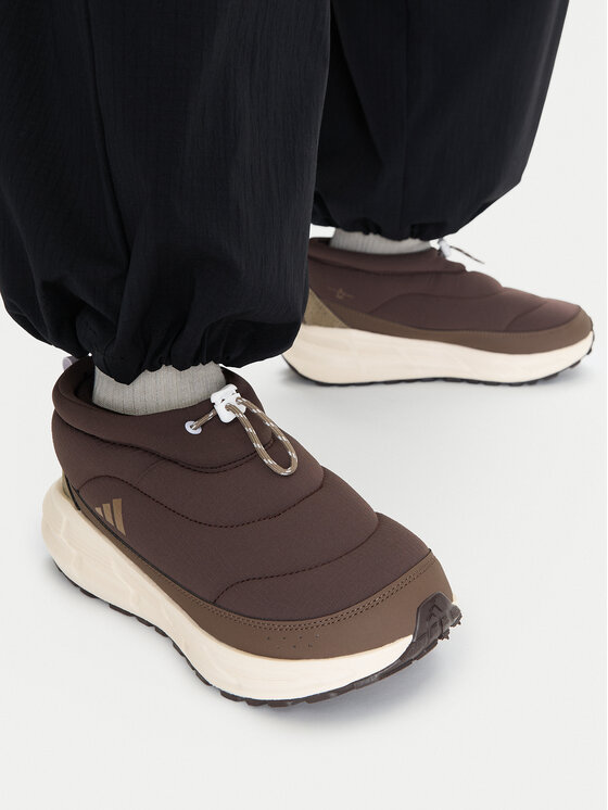 adidas Сникърси Astrastar Boot KJ7584 Кафяв