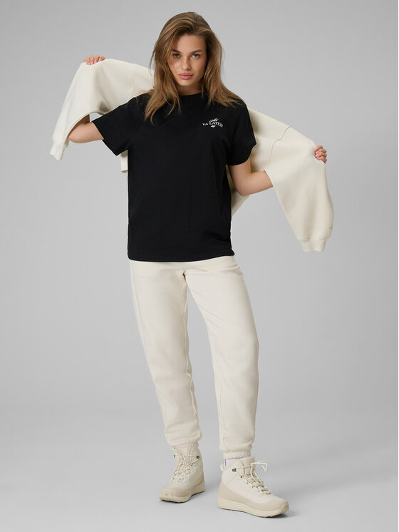 4F 4F T-Shirt WINTER CLUB Czarny Loose Fit