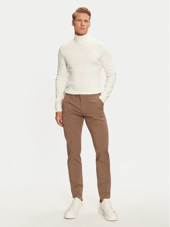 Marc O'Polo Marc O'Polo Dolčevita 429 2202 52100 Bijela Regular Fit