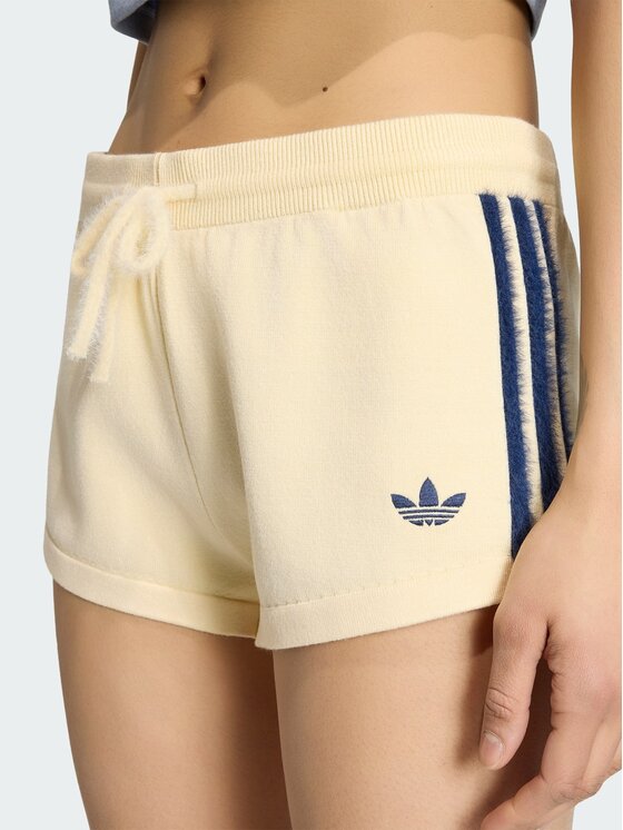 adidas adidas Szorty materiałowe 165123 Żółty Regular Fit