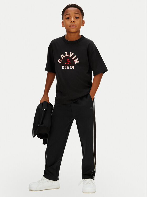 Calvin Klein Jeans Calvin Klein Jeans Футболка Varsity Graphic IB0IB02637 Чорний Regular Fit