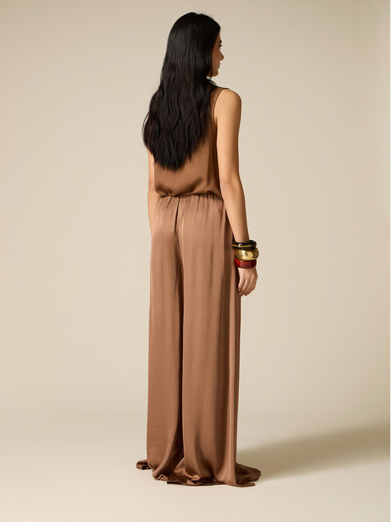 Oltre Oltre Pantaloni di tessuto P00PJ002442N012 Marrone Baggy Fit