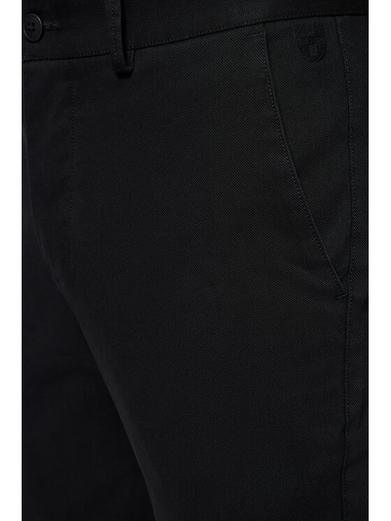 Próchnik Próchnik Chinosy PM2 SP082223000008 Czarny Slim Fit
