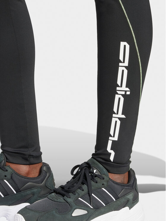 adidas adidas Legginsy Graphic IT9700 Czarny Slim Fit
