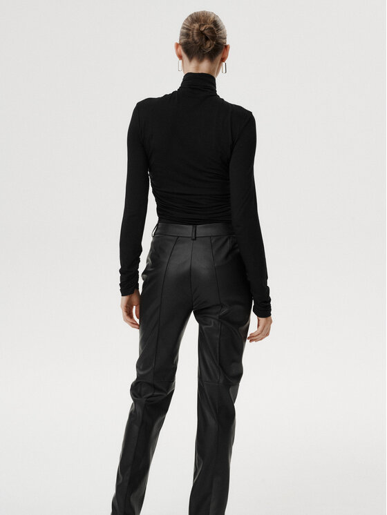 MARI PRETI MARI PRETI Dolcevita Lisara Nero Regular Fit