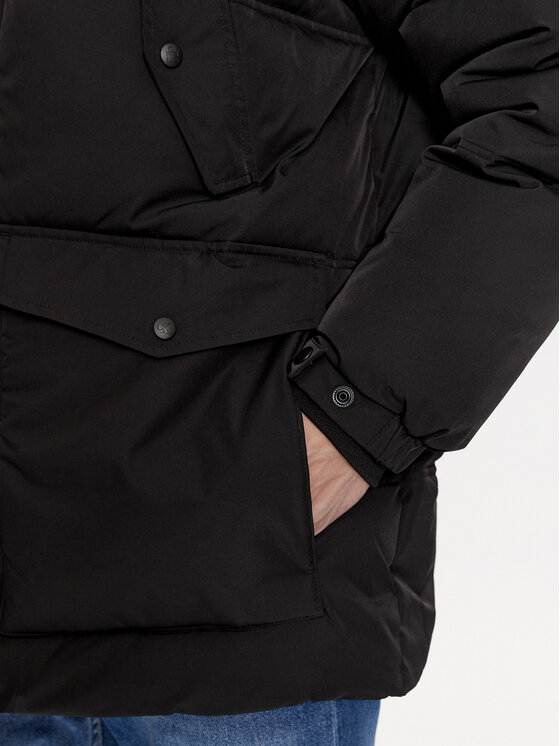 Calvin Klein Jeans Calvin Klein Jeans Зимно яке J30J324080 Черен Relaxed Fit
