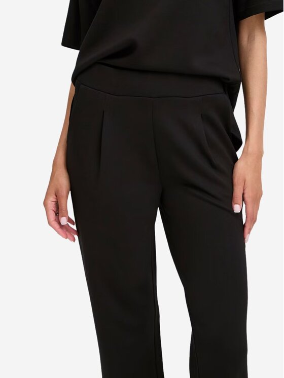 b.young b.young Pantaloni Bypusti pleat pants Nero Regular Fit