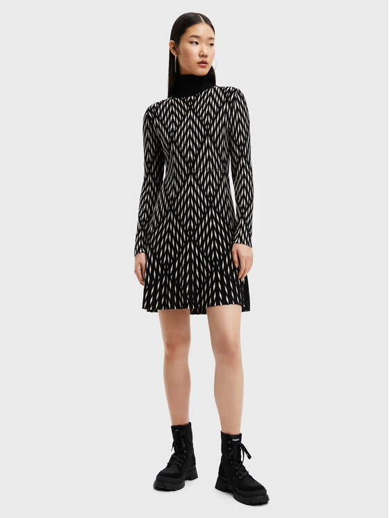 Desigual Desigual Rochie tricotată Sian 22WWVF07 Negru Regular Fit