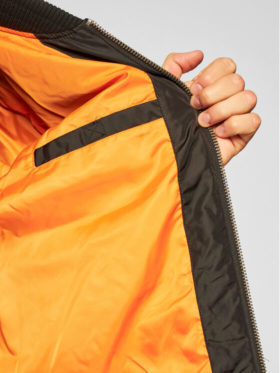 Alpha Industries Alpha Industries Bunda bomber Ma-1 191103 Černá Regular Fit
