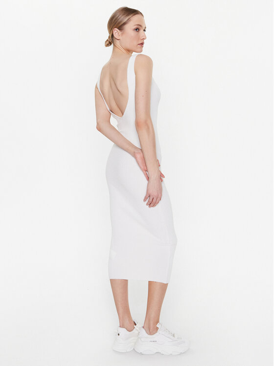 MMC Studio MMC Studio Rochie tricotată Light Skin Crem Slim Fit