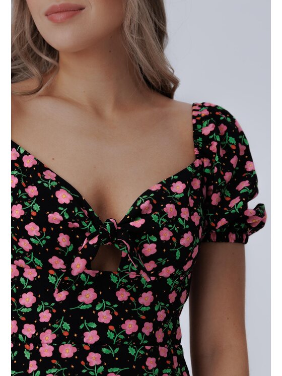 LAURELLA LAURELLA Každodenné šaty 4SS202 Čierna Regular Fit