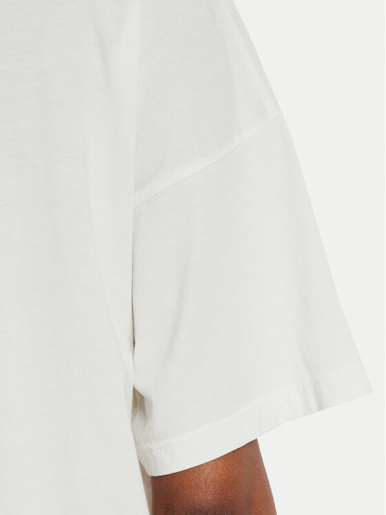 ViCOLO ViCOLO T-särk RB0083 Ekrüüvärv Regular Fit