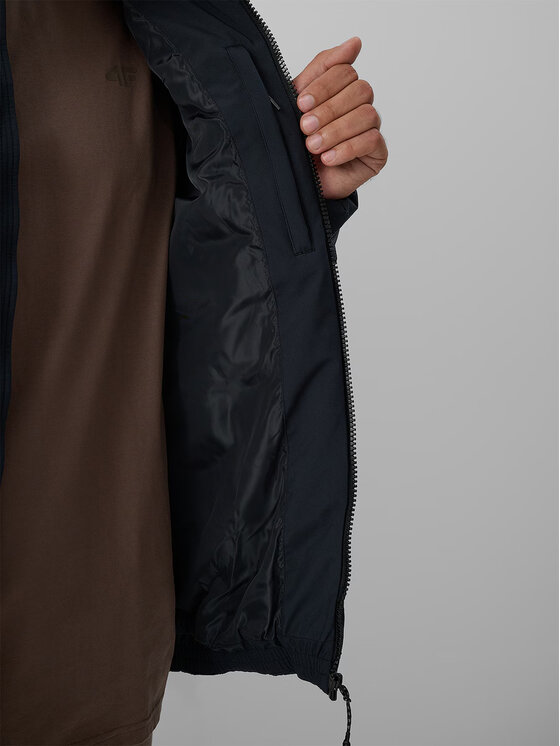 4F 4F Kurtka puchowa CITY JACKETS Czarny Regular Fit