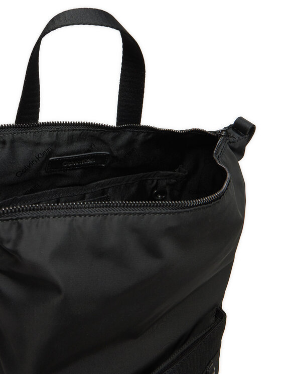 Calvin Klein Calvin Klein Nahrbtnik K50K512709 Črna
