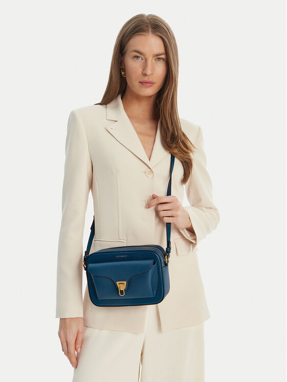 Coccinelle Táska MF6 Coccinelle Beat Soft E1 MF6 15 02 01 Sötétkék
