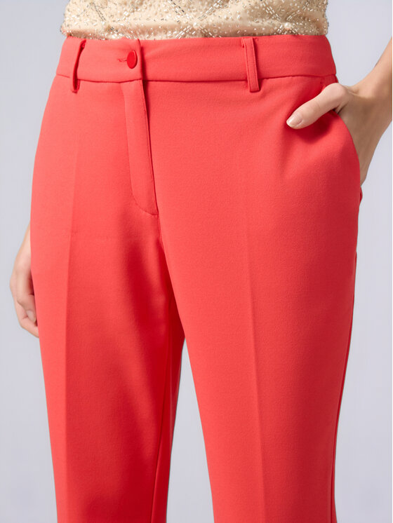 Oltre Oltre Spodnie materiałowe P038R008507N016 Czerwony Slim Fit
