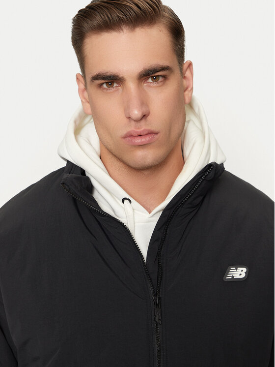New Balance New Balance Μπουφάν χειμωνιάτικο MJ44581 Μαύρο Regular Fit