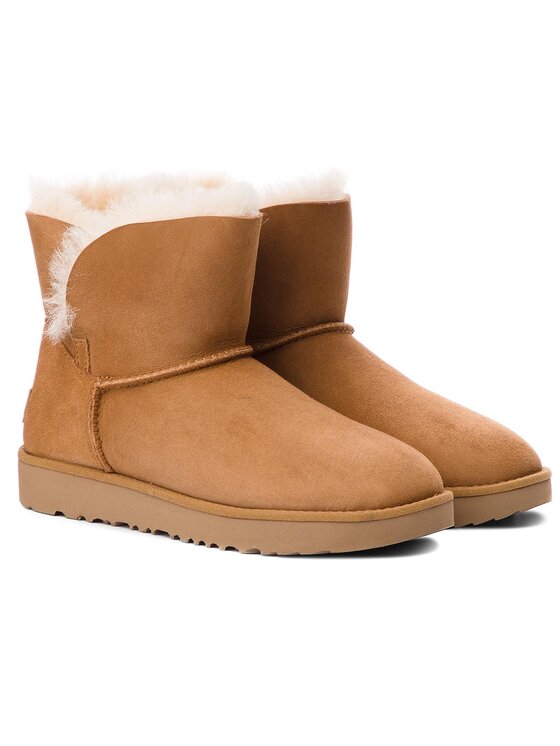 Cuff shop mini ugg