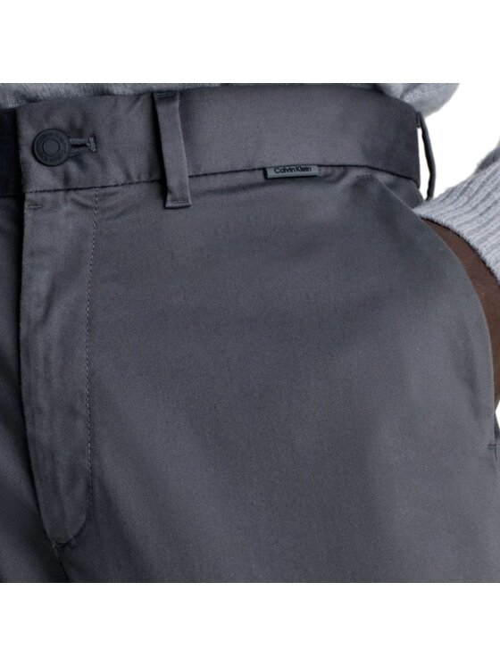 Calvin Klein Calvin Klein Chino kalhoty SATIN STRETCH SLIM K10K110963 Šedá Slim Fit