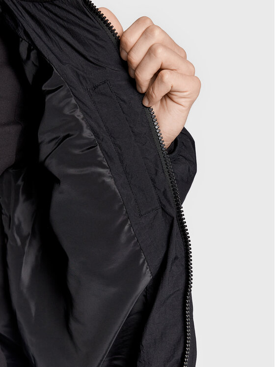 Calvin Klein Jeans Calvin Klein Jeans Зимова куртка J30J321972 Чорний Regular Fit