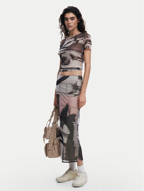 Desigual Desigual T-särk 25SWTK99 Must Regular Fit