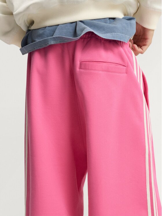 adidas Originals adidas Originals Spodnie dresowe 172582 Różowy Loose Fit