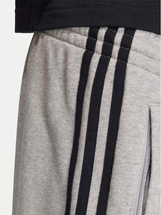 adidas adidas Sportovní kraťasy 3-Stripes KE2433 Šedá Regular Fit