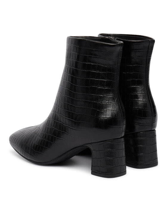 Clarks Clarks Боти Fernie Zip 26327187 Черен