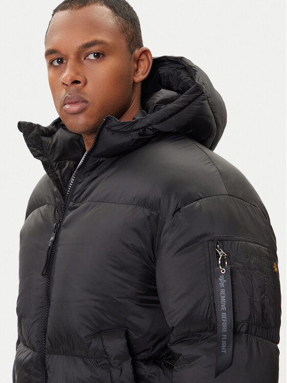 Alpha Industries Alpha Industries Žieminė striukė 148130 Juoda Regular Fit