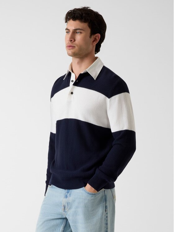 Guess Guess Svetr 181538 Modrá Classic Fit