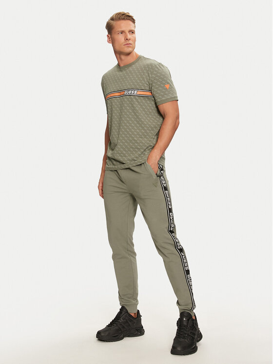 Guess Pantaloni da tuta New Arlo Z2YB19 K6ZS1 Verde Regular Fit Modivo