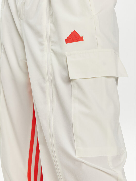 adidas adidas Спортивні штани Dance All-Gender Versatile IS0904 Білий Loose Fit