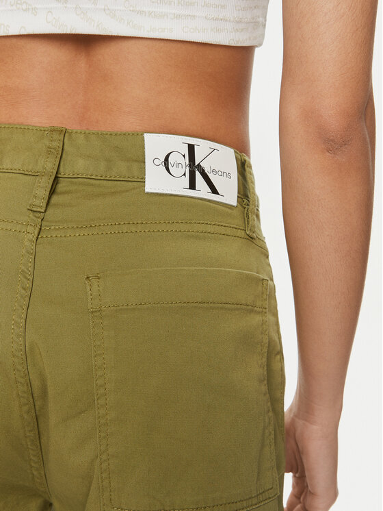 Calvin Klein Jeans Calvin Klein Jeans Medžiaginiai šortai J20J223135 Žalia Mom Fit