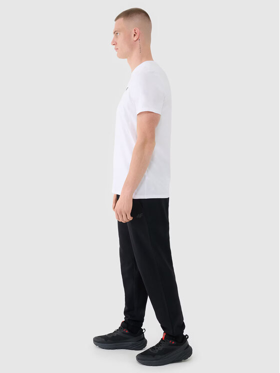 4F 4F Spodnie dresowe 4FWMM00TTROM1139 Czarny Regular Fit