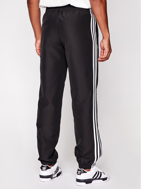 adidas adidas Treniņtērps Essential GK9950 Melns Regular Fit