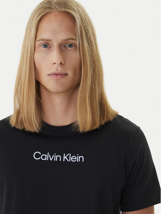 Calvin Klein Calvin Klein Тишърт Logo 30s LV04LD230G Черен Relaxed Fit